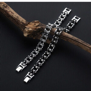 18.5 mm Wide Motorcycle Chain Bracelet