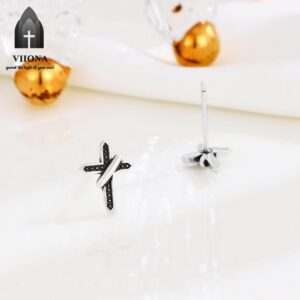 Viiona Cross Earrings