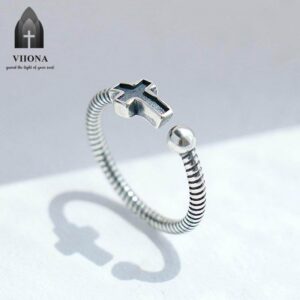 Viiona Distressed Thai Silver Band Ring